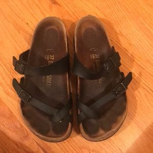 Mayari Black Birkenstock’s